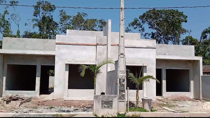 #211 - Casa para Venda em Itapoá - SC