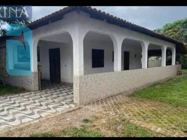 #296 - Casa para Venda em Itapoá - SC